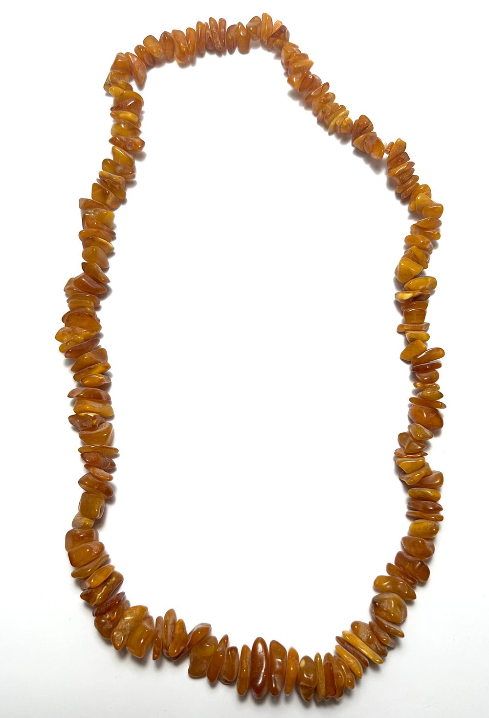 שרשרת ענברים ארוכה ומרשימה
62 ס"מ אורך כשפתוחה