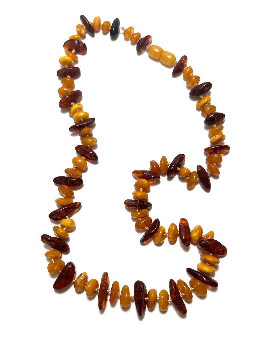 שרשרת ענברים בגוונים חומים , 
אורך 26 ס"מ