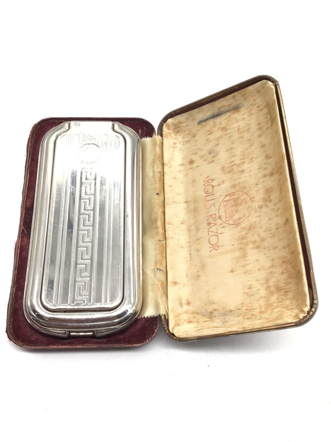 Lot 81 Rolls razor sharpener Easterly Auction Company Springfield