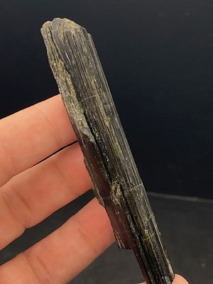 Rock, Crystal, Natural, Collectible, Mineral, Specimen. Green Tourmaline Crystal Brazil 42g