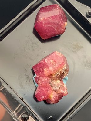 Rock, Crystal, Natural, Collectible, Mineral, Specimen. Raspberry Garnets Mexico