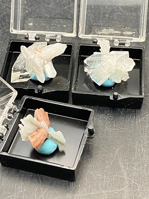 Rock, Crystal, Natural, Collectible, Mineral, Specimen. Zeolites: Apophyllite, Heulandite 