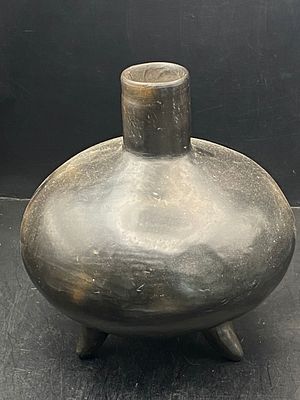 Rock, Crystal, Natural, Decor, Collectible, Antique, Vase. Antique Vase Southwest Style 1lb 10oz