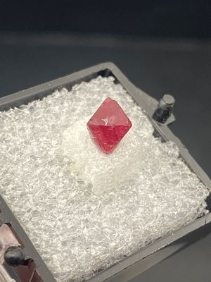 Rock, Crystal, Natural, Collectible, Mineral, Specimen. Spinel Burma C Hall Collection