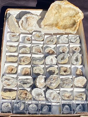 Geode, Rock, Crystal, Natural, Collectible, Specimen,. Keokuk Geode Mix: 6 Mounted Halves, 18 