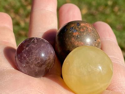Rock, Crystal, Natural, Decor, Collectible, Carving, Sphere. 3 Mini-Spheres: Amethyst, Calcite 