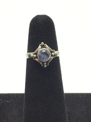 Sterling silver ring. Sterling ring with moonstone gemstone. 2.73 grams total weight. Size 6 1/2.