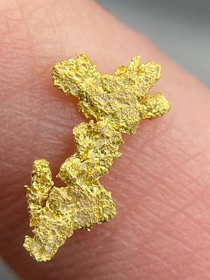 Rock, Crystal, Natural, Collectible, Mineral, Specimen. Gold Crystal N California .33g