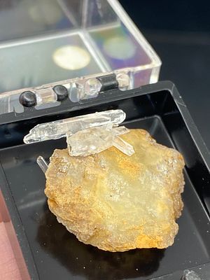 Rock, Crystal, Natural, Collectible, Mineral, Specimen. Solution Quartz on Ankerite Jeffrey 