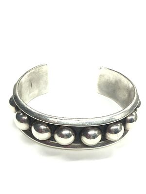 Artisan made cuff bracelet. Sterling silver cuff. 65.14 grams of total weight.