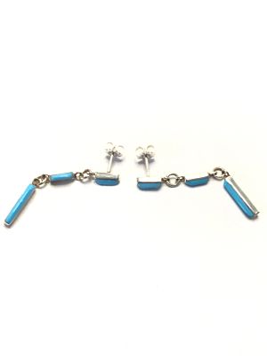 Zuni handmade earrings. Sterling silver dangle earrings with turquoise stones. 1.93 grams total 
