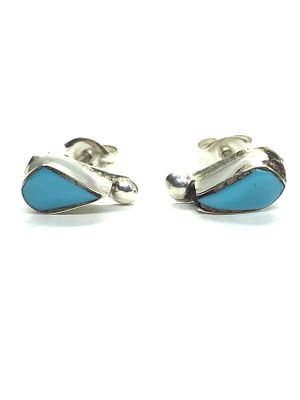 Zuni handmade earrings. Sterling silver earrings featuring turquoise stone. 1.10 grams of total 
