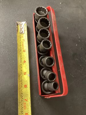 Mac 3/8 wobble sockets standard