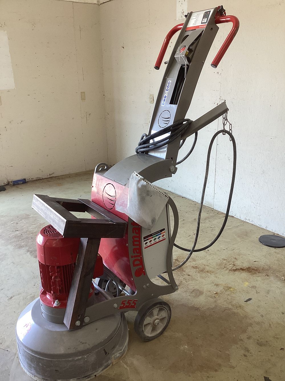 Diamatic 555 Floor Grinder. Manufactured 2020, 240V