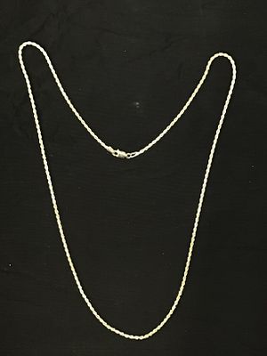 Sterling silver necklace. Sterling necklace weighing 7.44 grams total. 24 inch length.