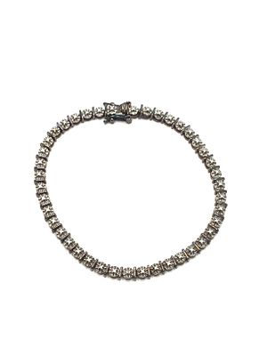 Sterling silver bracelet. Sterling bracelet weighing 9.63 grams total. 7.5 inches length.