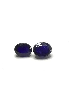 Sapphire gemstones. Oval cut blue sapphires. 7.35 carats total