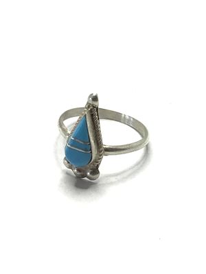 Zuni handmade ring. Sterling silver ring with turquoise inlay. 2.05 grams total weight. Size 7. 