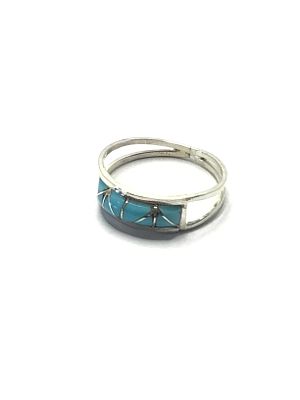 Zuni handmade ring. Sterling silver ring with turquoise inlay. 1.74 grams total weight. Size 9. 