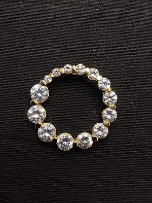 Sterling silver pendant. Sterling pendant with multiple clear CZ gemstones. 3.84 grams total weight.