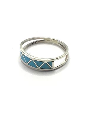 Zuni handmade ring. Sterling silver ring with turquoise inlay. 1.70 grams total weight. Size 9 