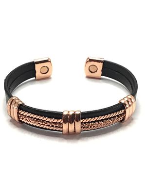 Leather/copper cuff bracelet. Cuff bracelet made of leather and copper.