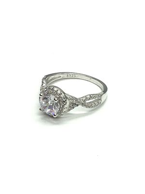 Sterling silver ring. Sterling ring with clear CZ gemstone. 3.61 grams total weight. Size 7 1/2.