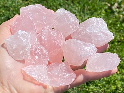 Rose Quartz, Rock, Crystal, Decor, Collectible. Rose Quartz Cutting Rough 1lb 10oz