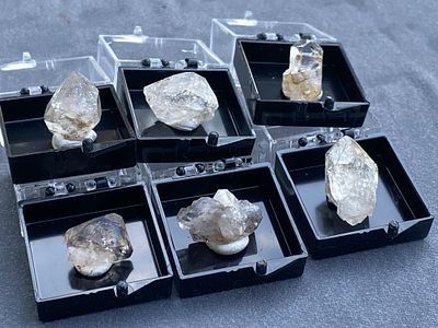 Quartz, Rock, Crystal, Collectible, Mineral, Specimen. 6 Quartz Skeletal Smoky Quartz Crystals 