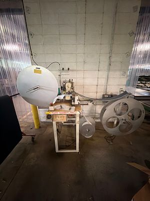 Gusset sewing machine. Atlanta attachment company Model 4000D In working condition