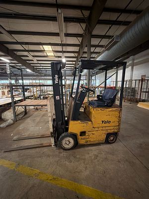 Yale electric forklift. In working condition. Will not come with these long forks but shorter 