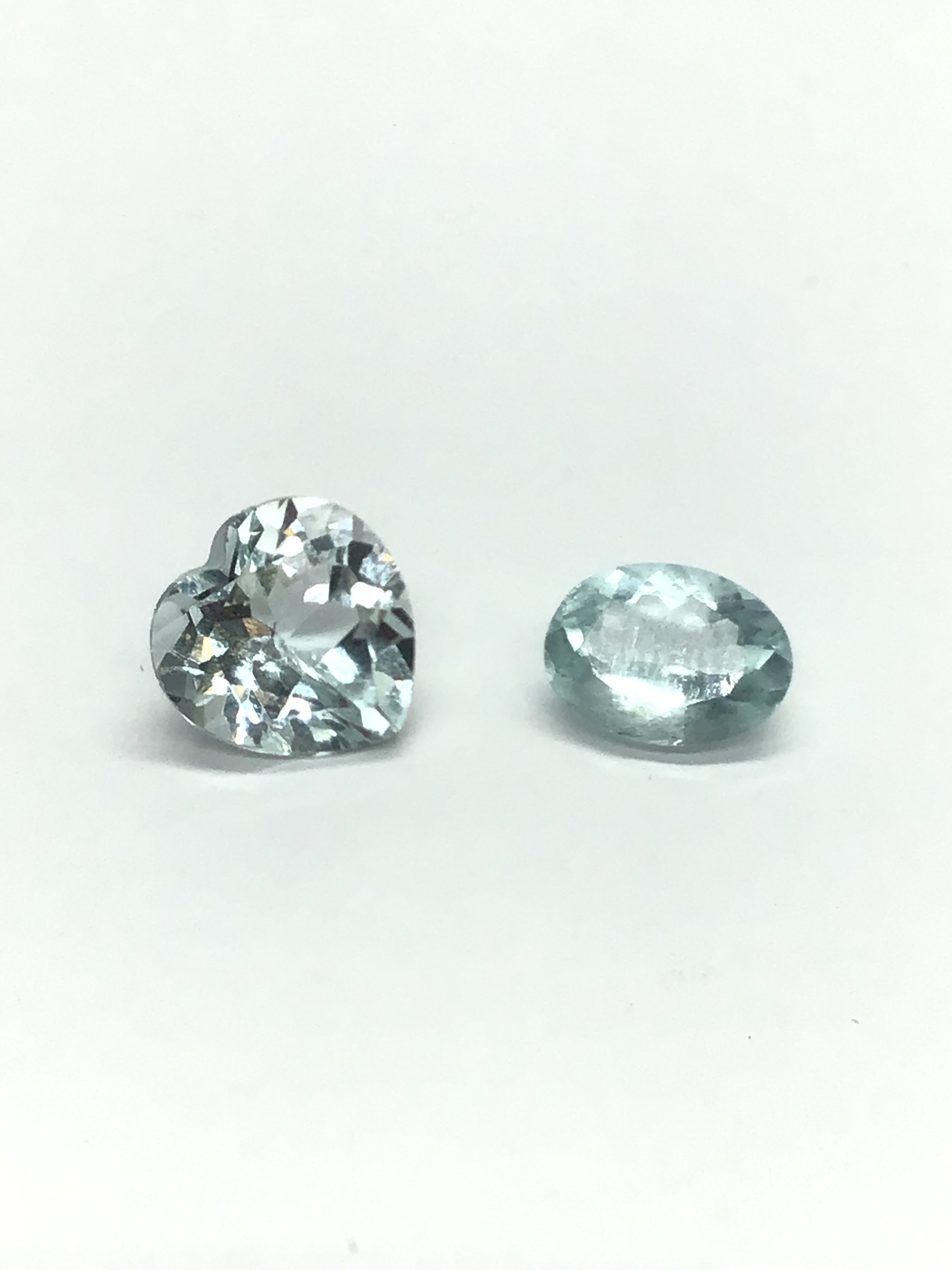Aquamarine gemstones
