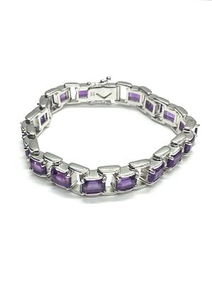 Sterling silver bracelet. Sterling bracelet with amethyst gemstones. 32.24 grams total weight. 7 