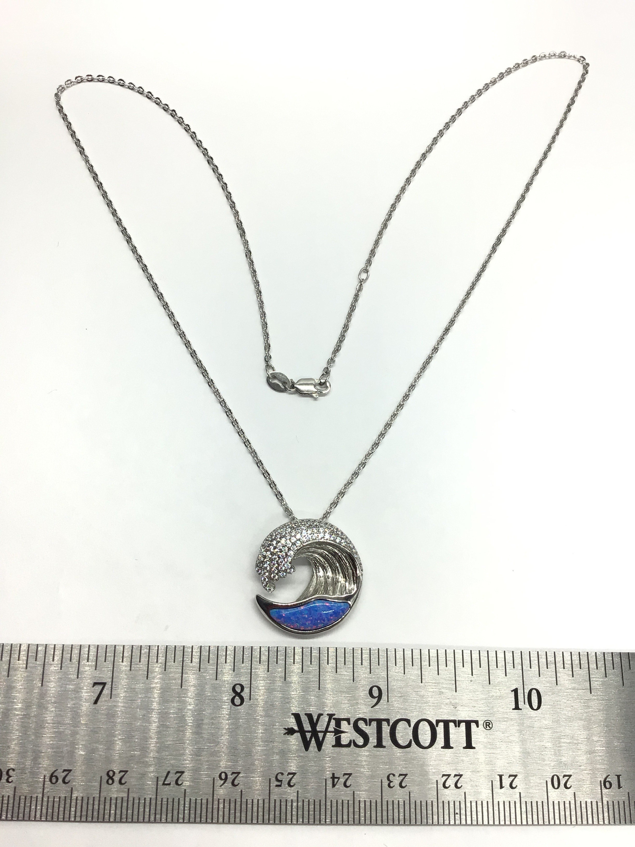 Sterling silver necklace with pendant