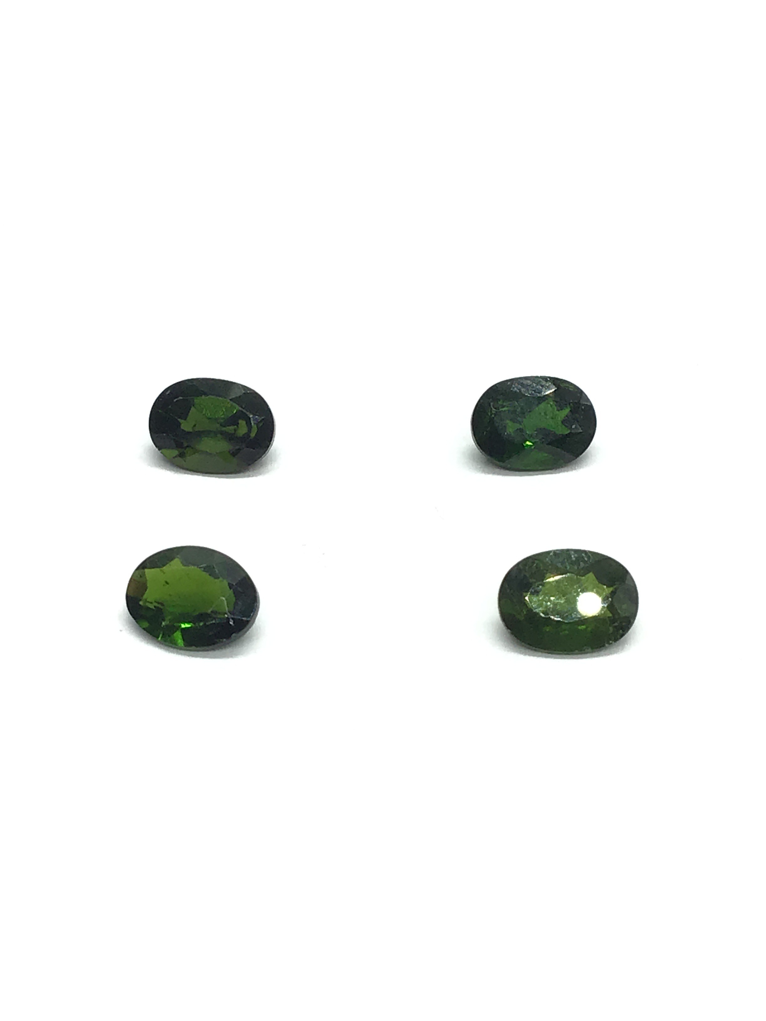 Chrome diopside gemstones