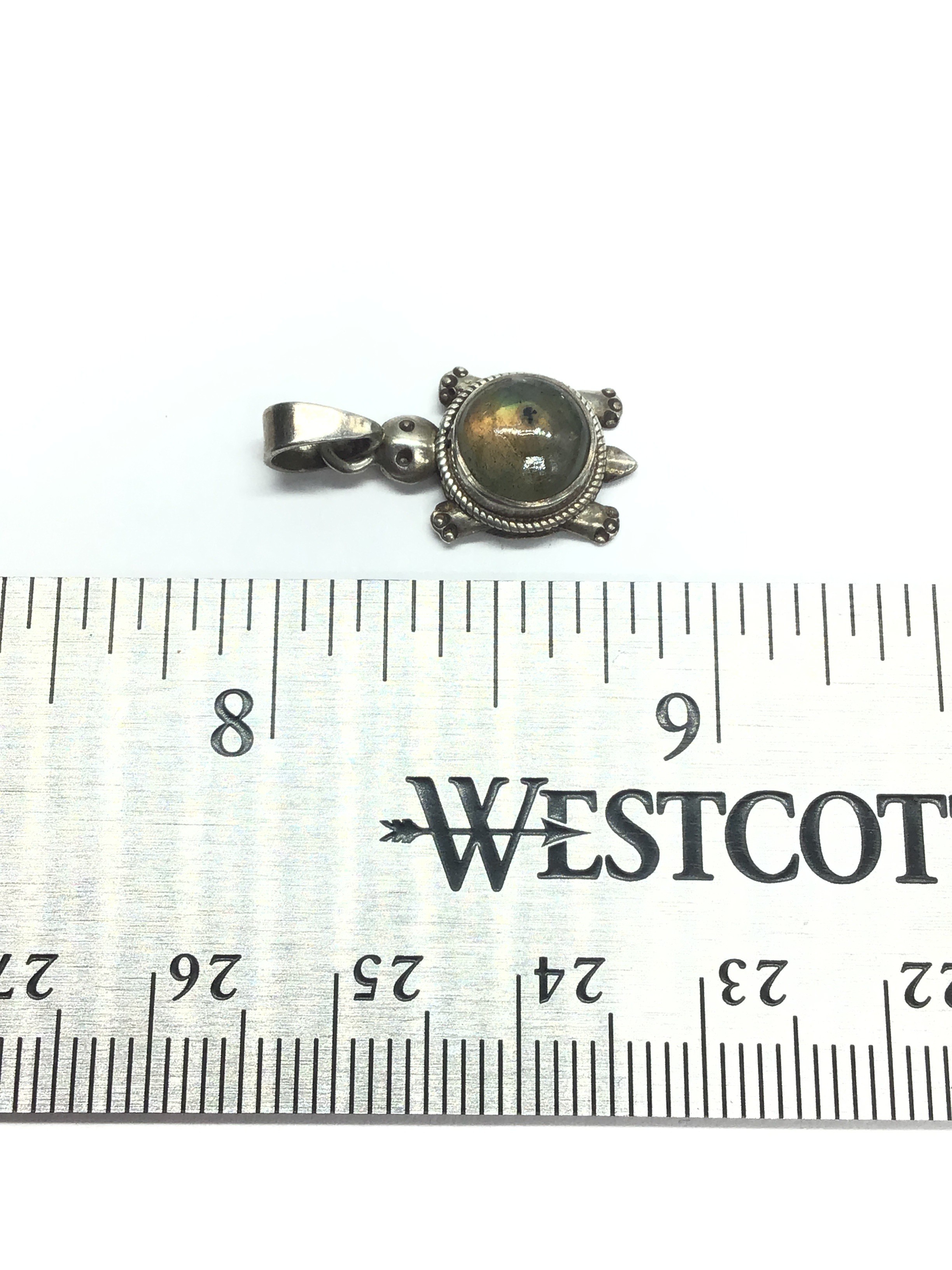 Sterling silver pendant