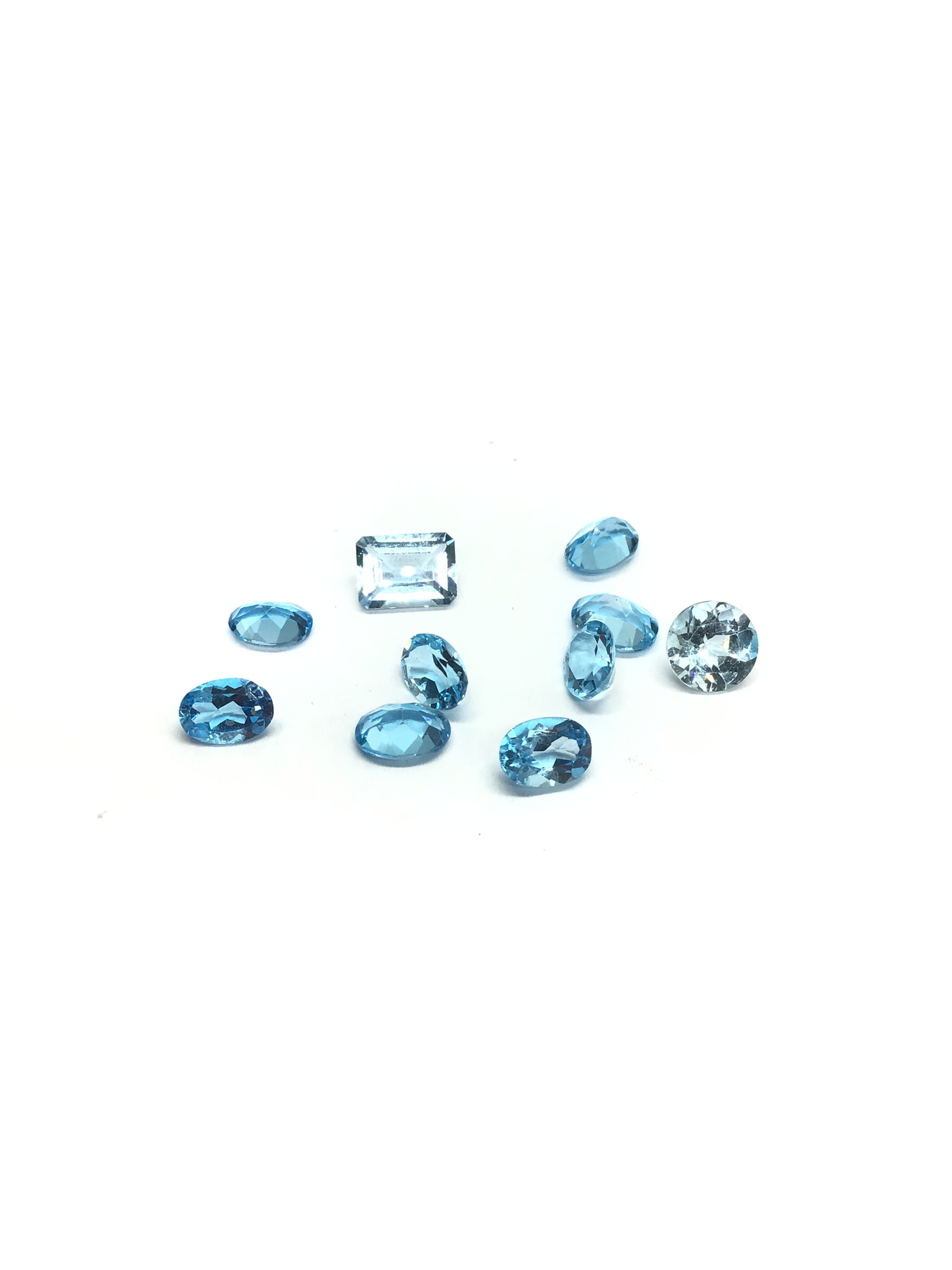 Blue topaz gemstones