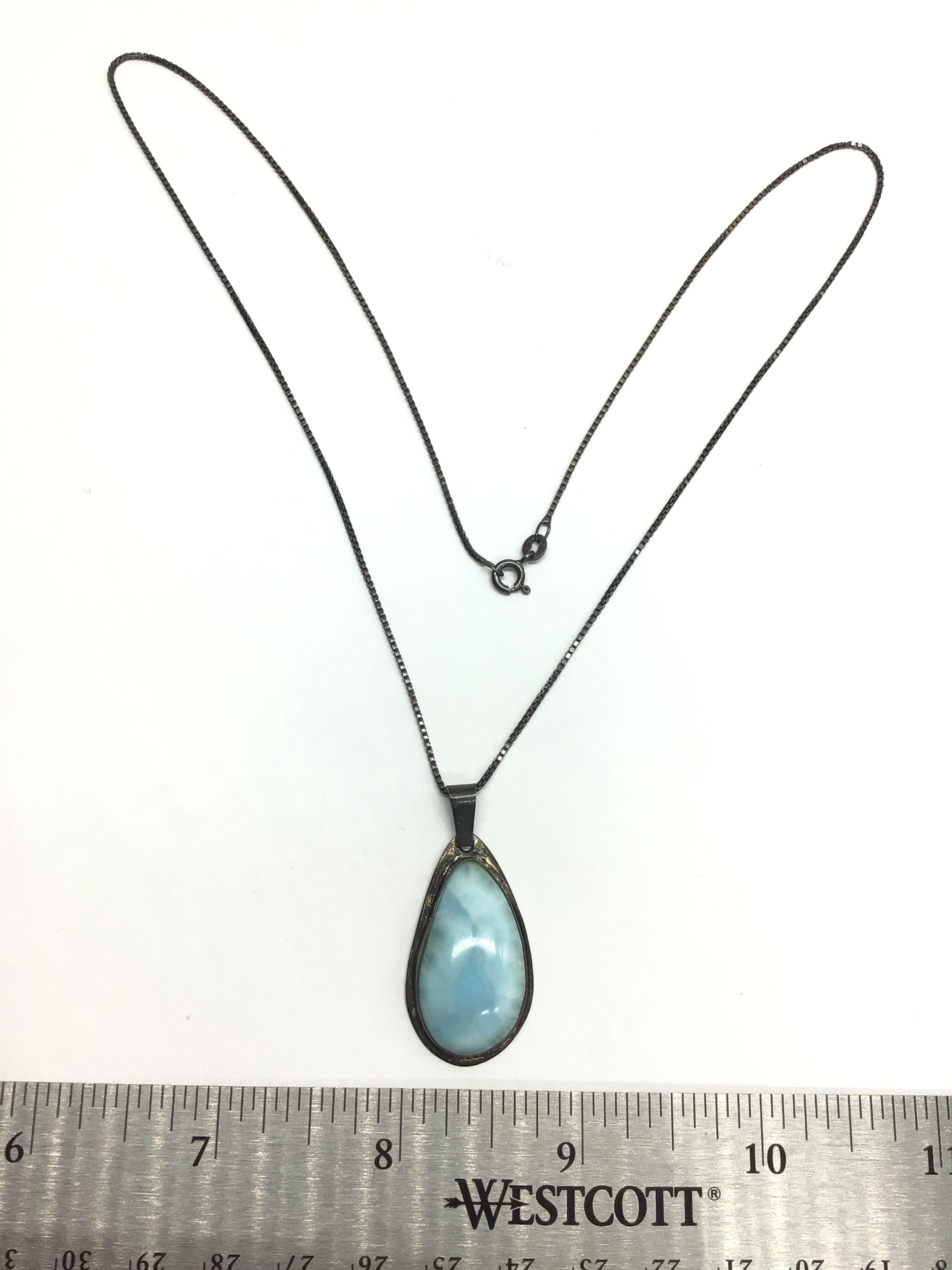 Sterling silver necklace with pendant