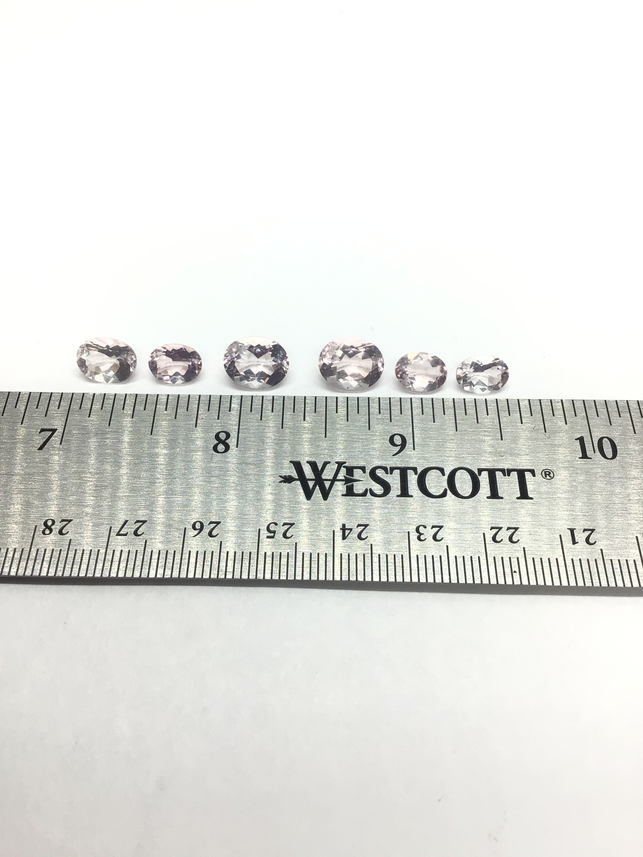 Pink quartz gemstones