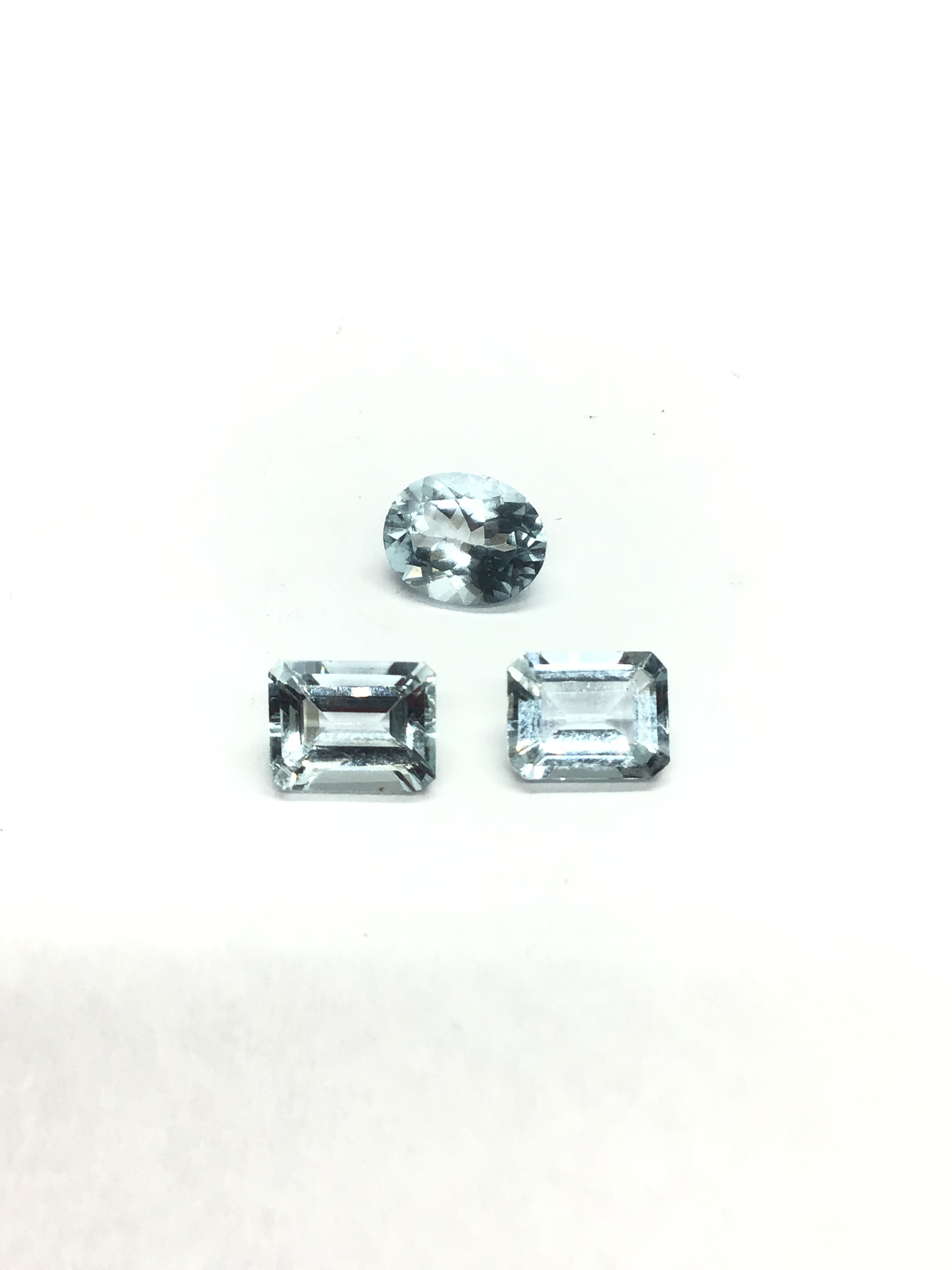 Aquamarine gemstones