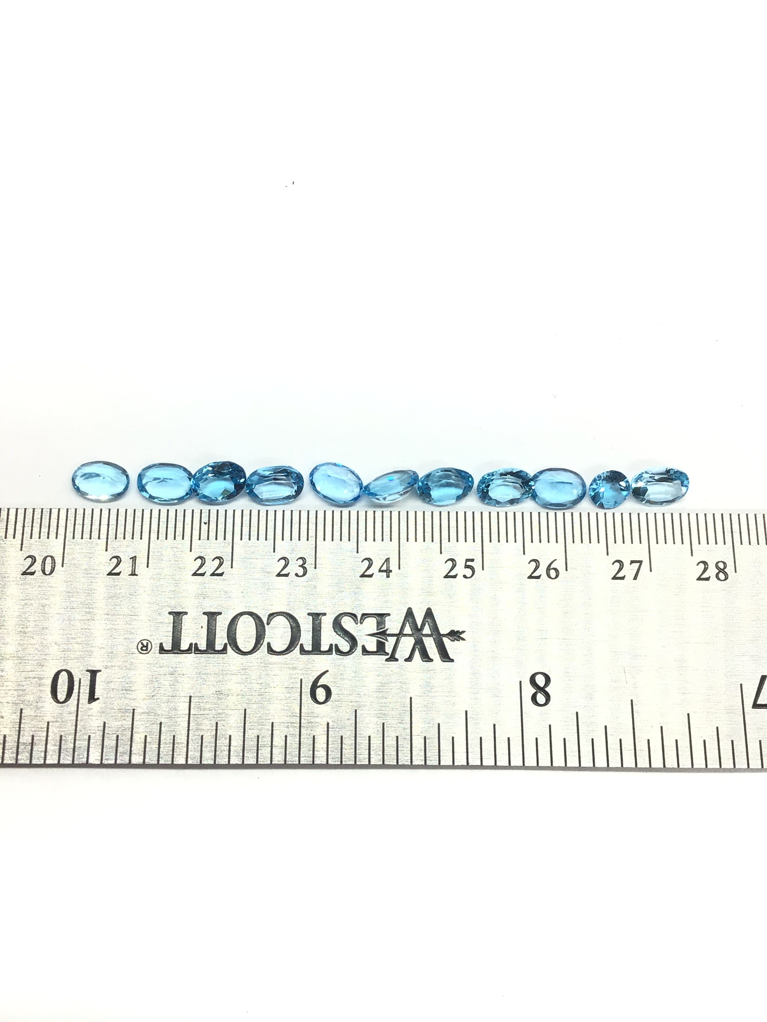 Blue topaz gemstones