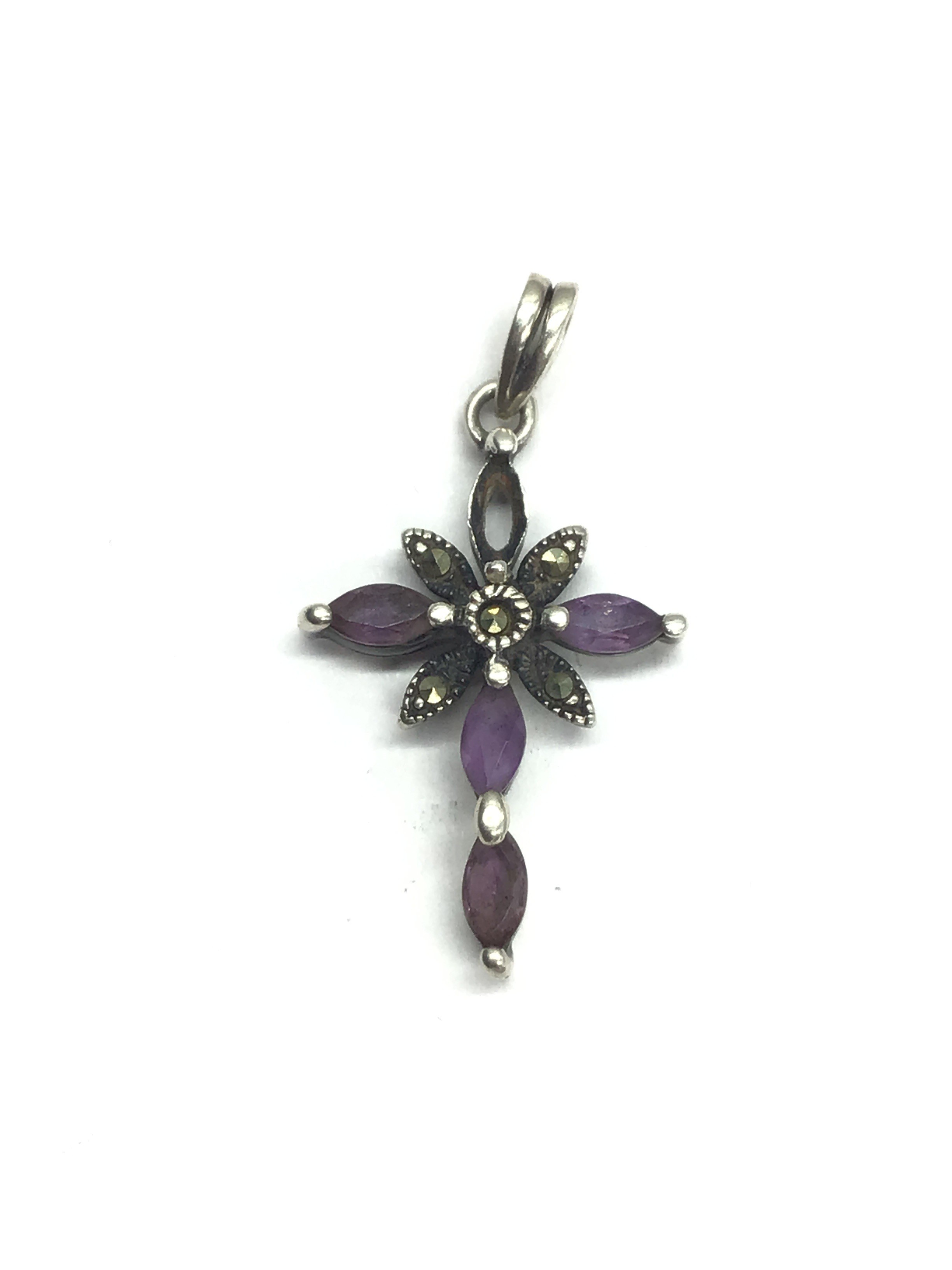 Sterling silver pendant