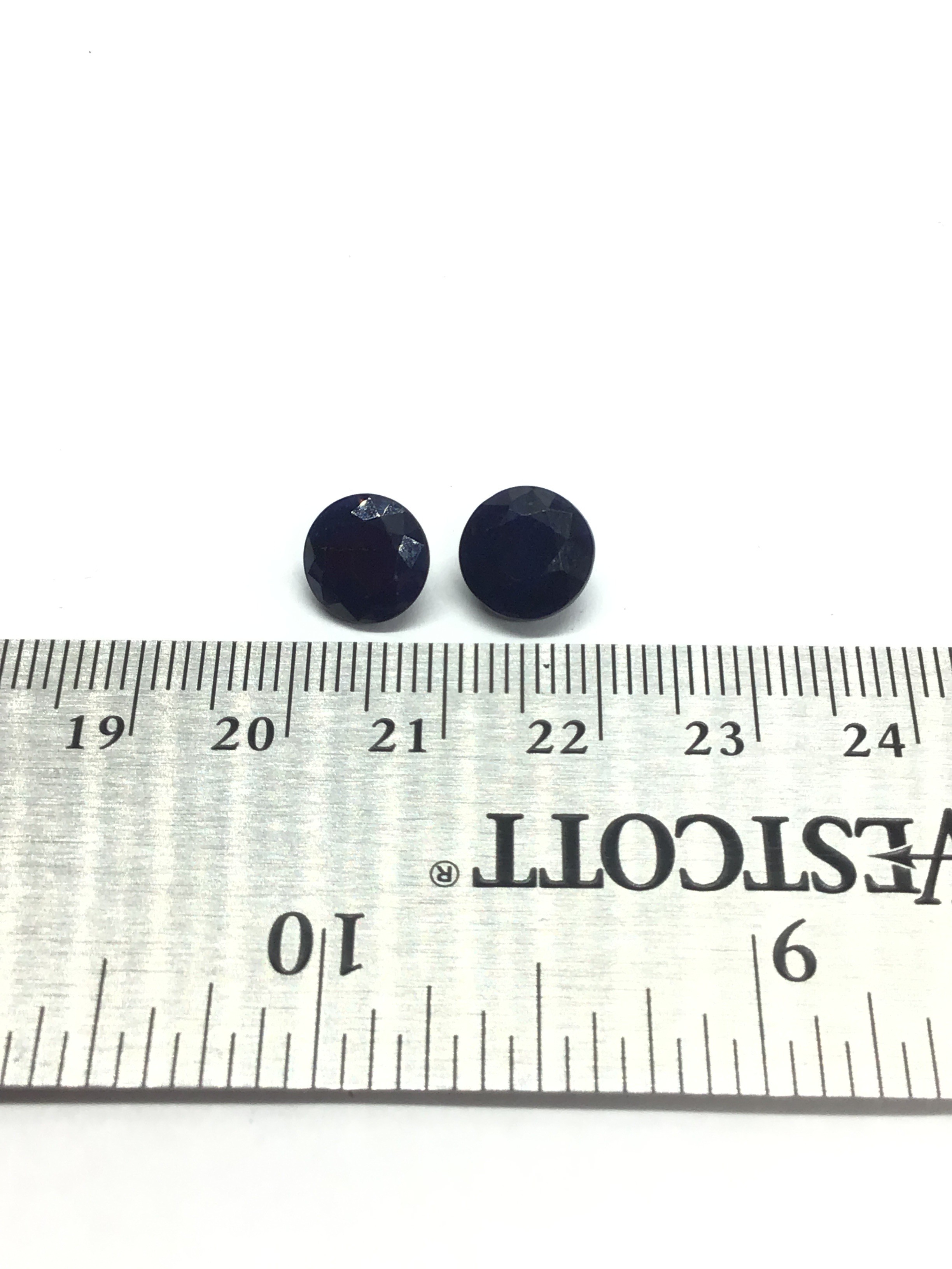 Sapphire gemstones