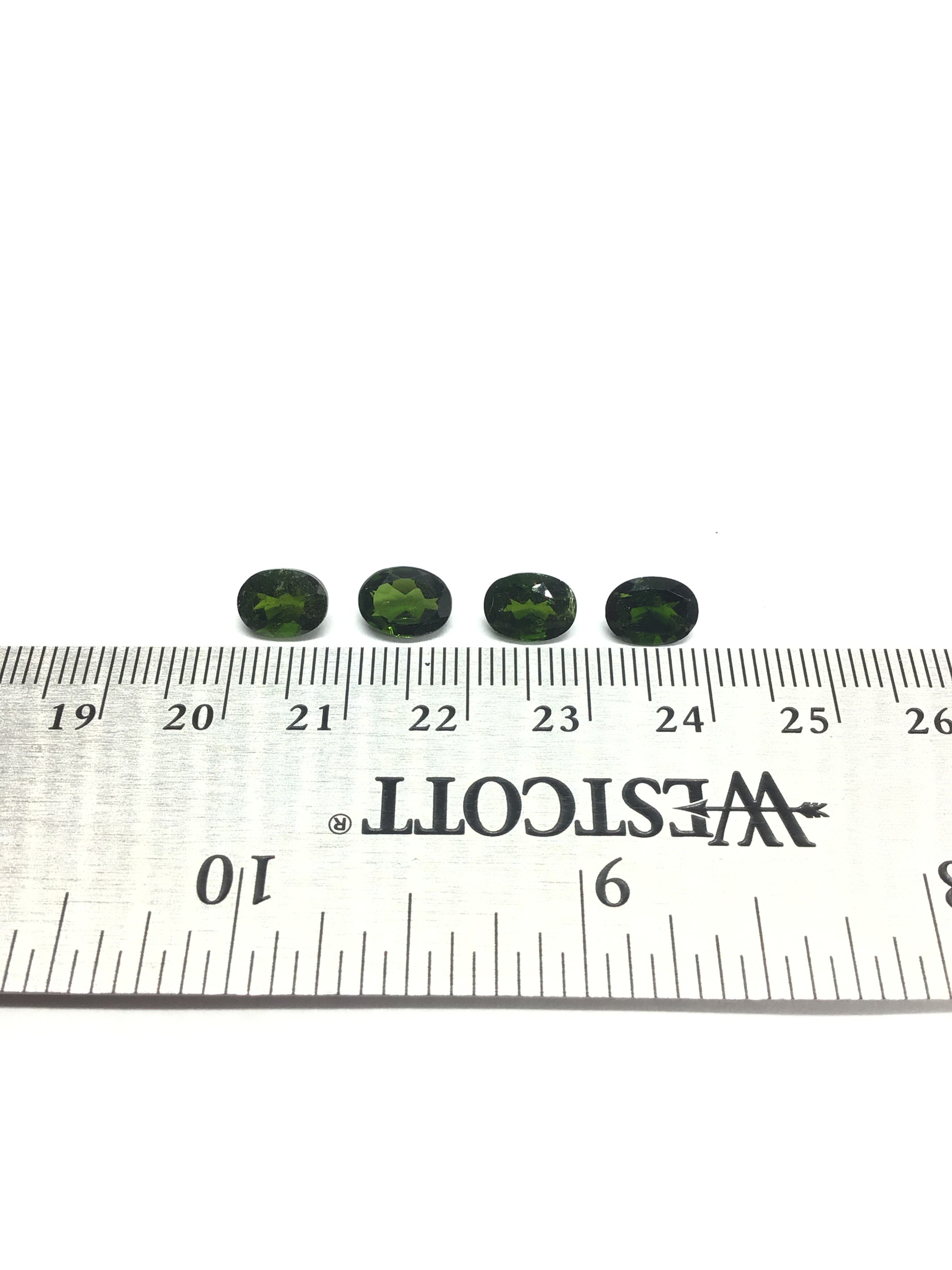 Chrome diopside gemstones