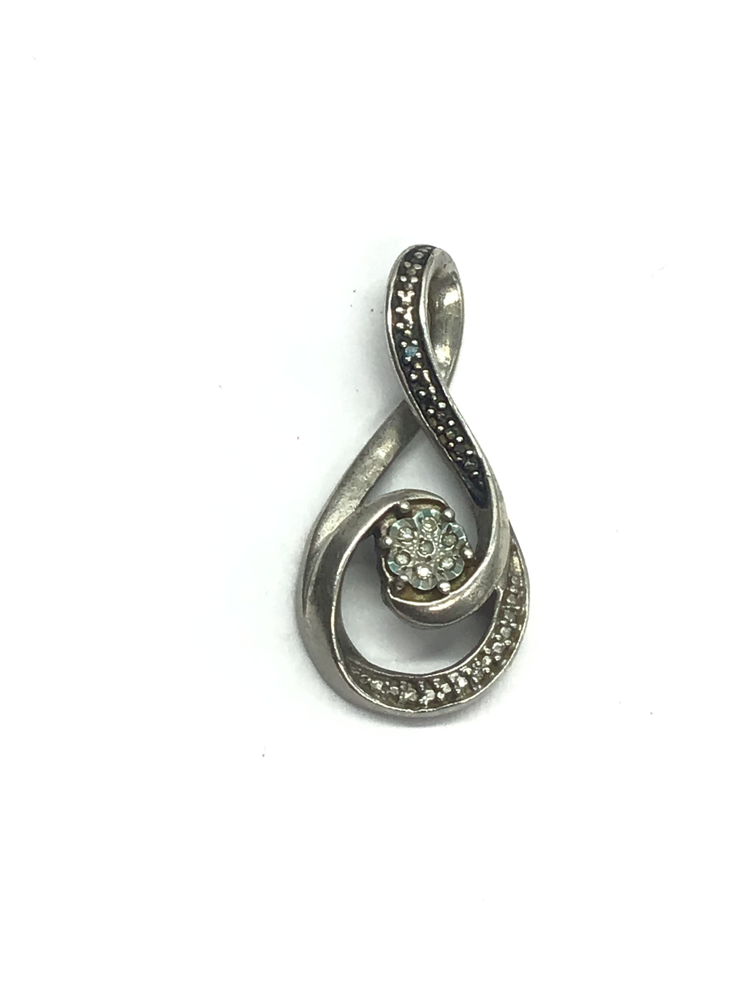 Sterling silver pendant