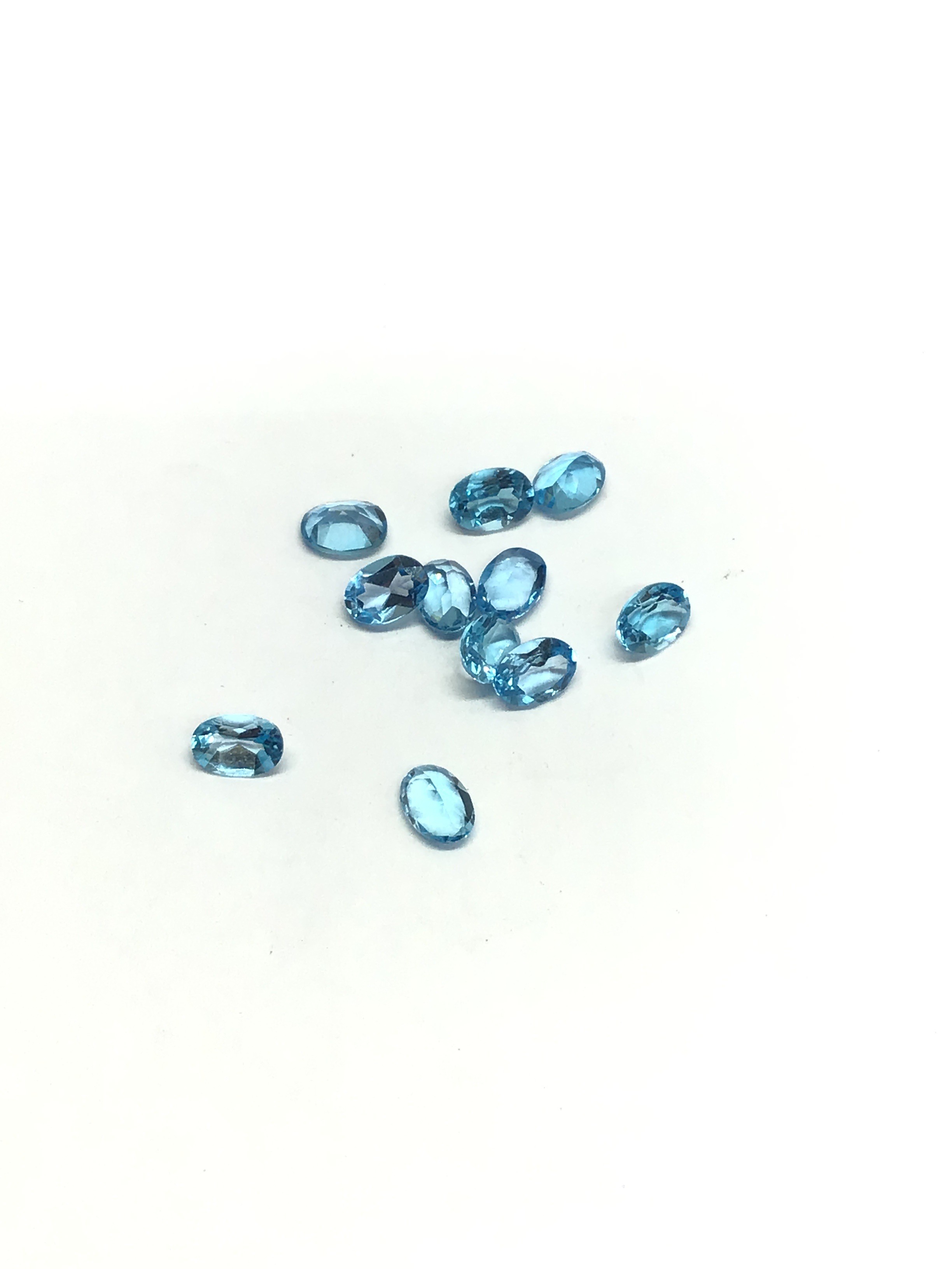 Blue topaz gemstones