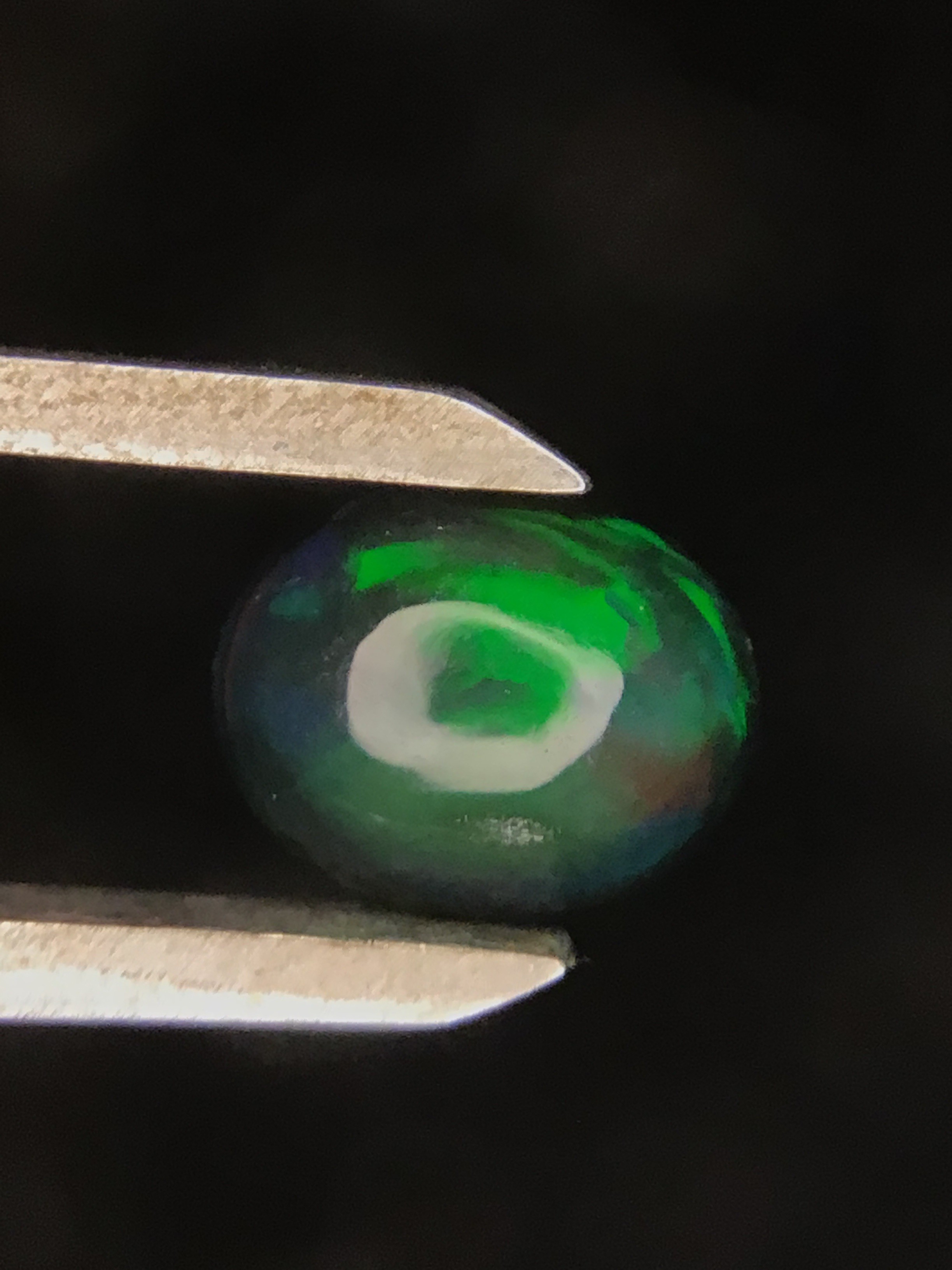 Opal cabachon