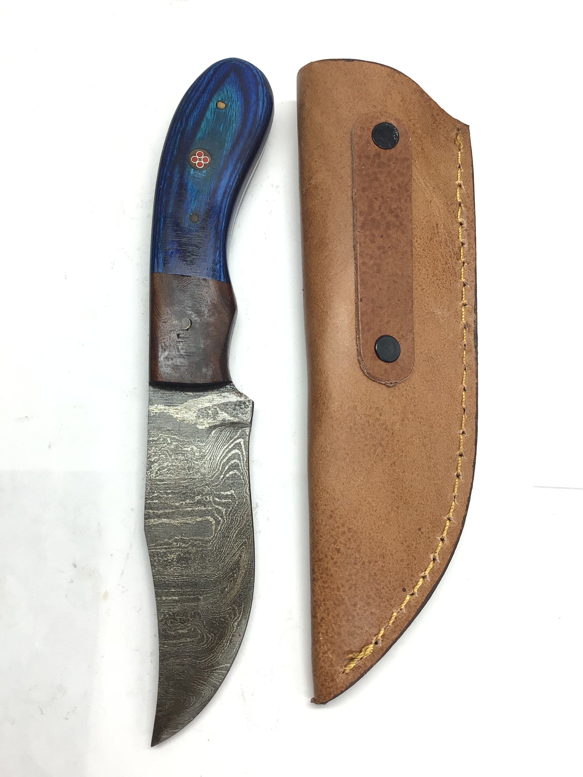 Damascus skinning knife