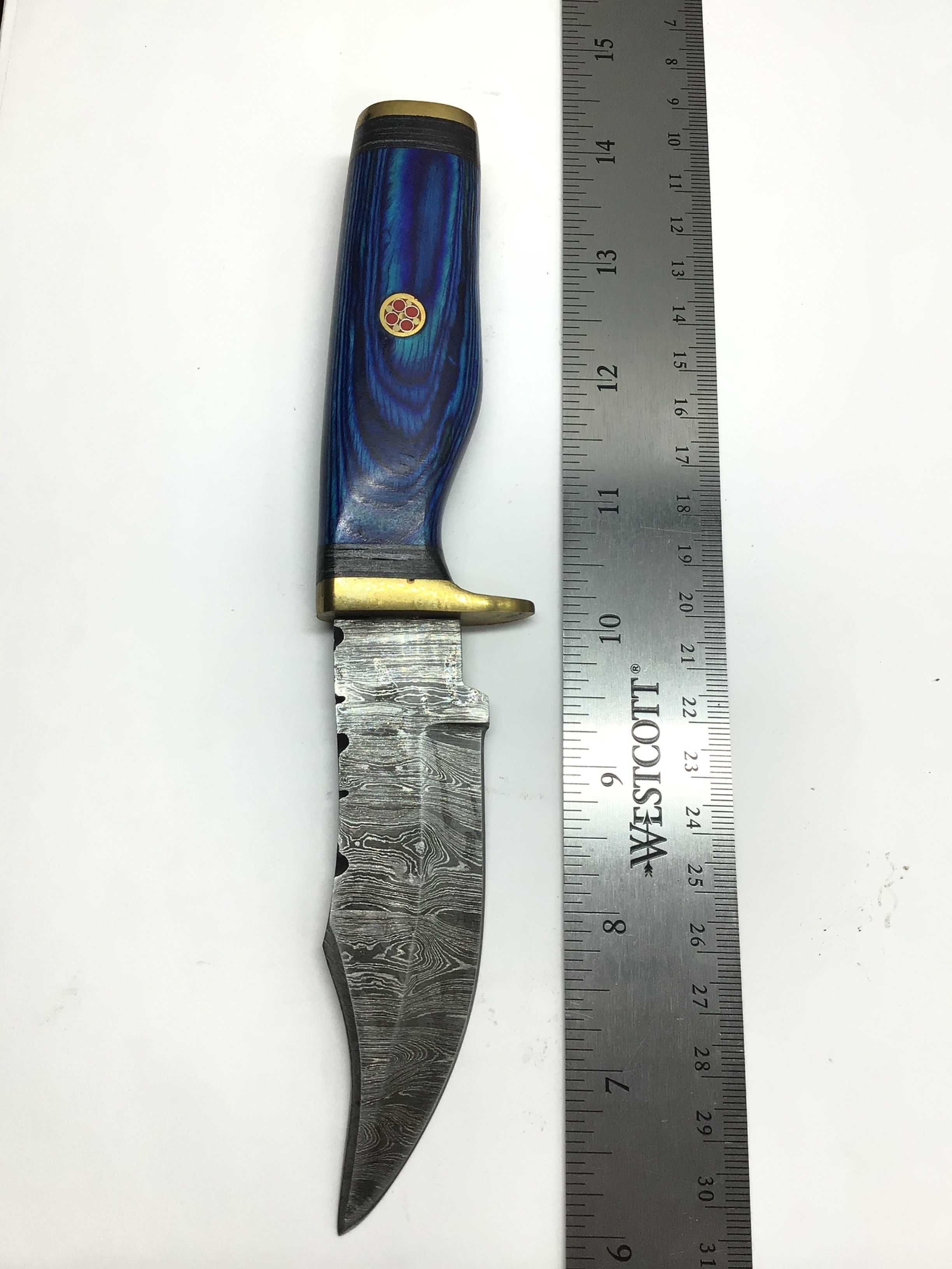 Damascus skinning knife