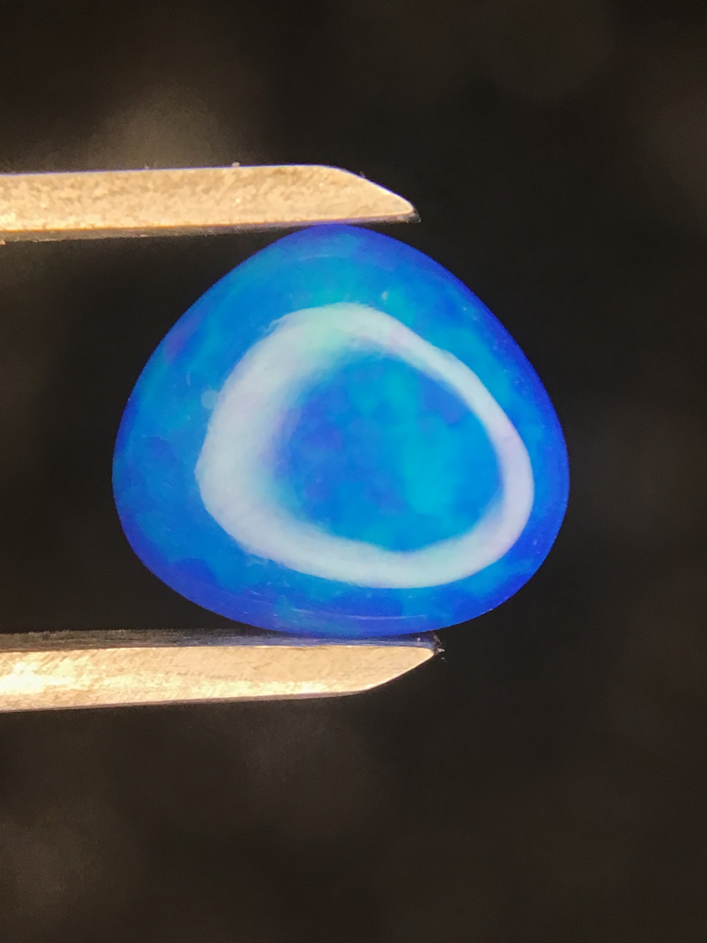 Opal cabachon